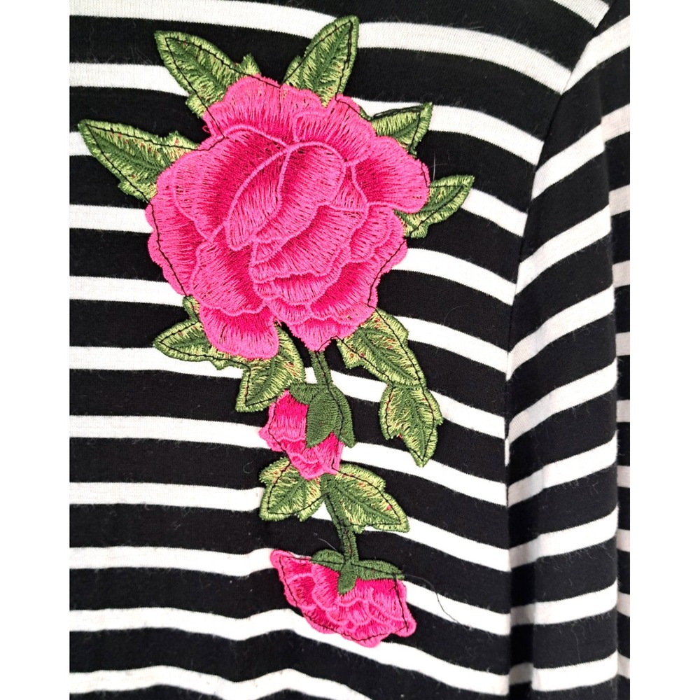 Olivia Blu Striped Shirt With Embroidered Flower Women's L Floral Spring Top - Picture 2 of 7